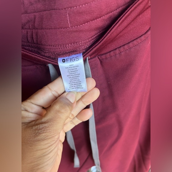 FIGS Maroon Zamora Joggers size small - Picture 5 of 5